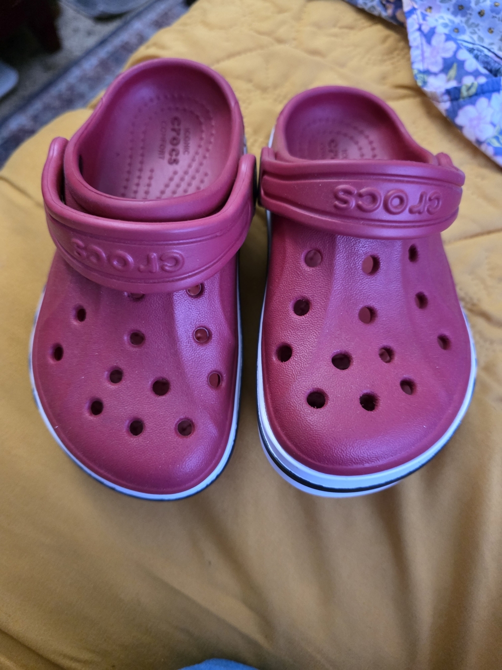 Crocs Kids' Classic Clog in Pink - Picture 5 of 6